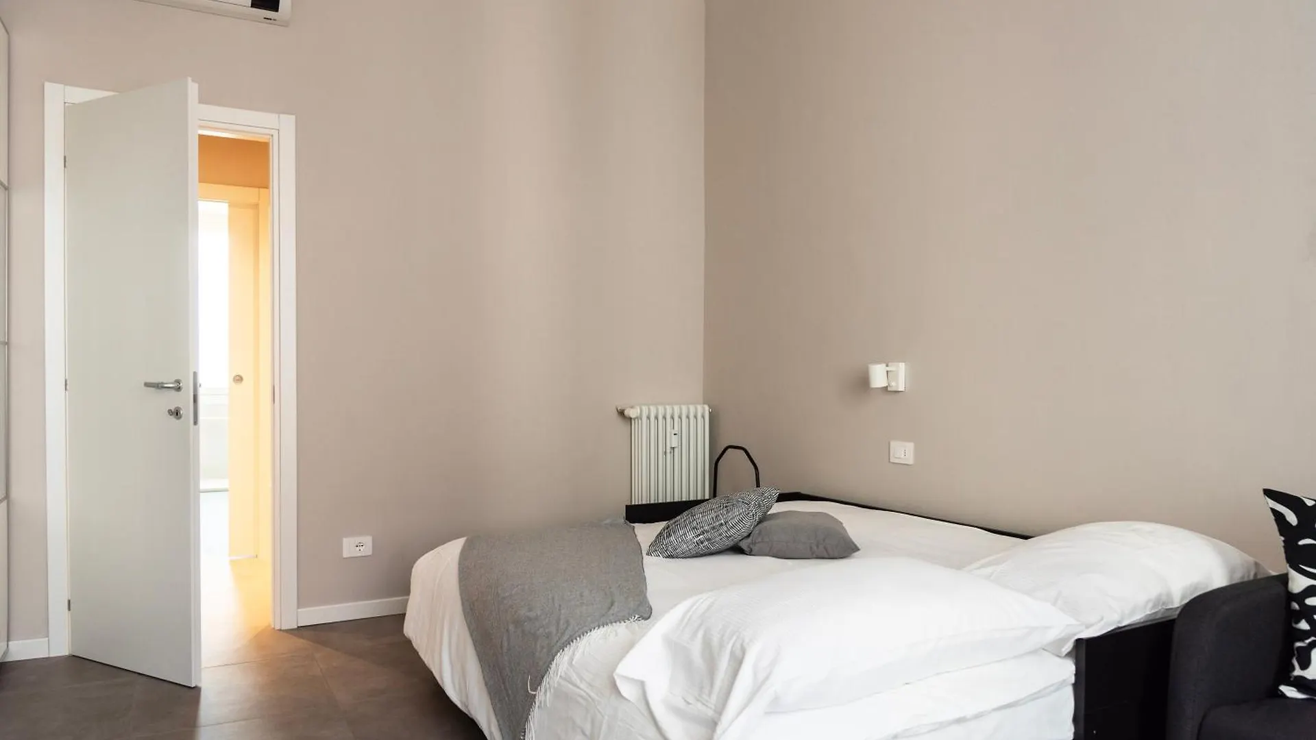 Youhosty - 3 Bedroom Apartment Citta Studi 밀라노 이탈리아