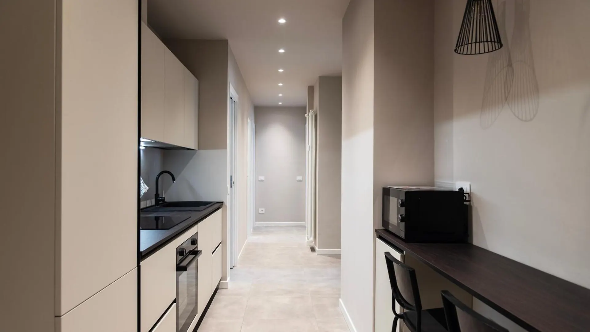 Youhosty - 3 Bedroom Apartment Citta Studi 밀라노